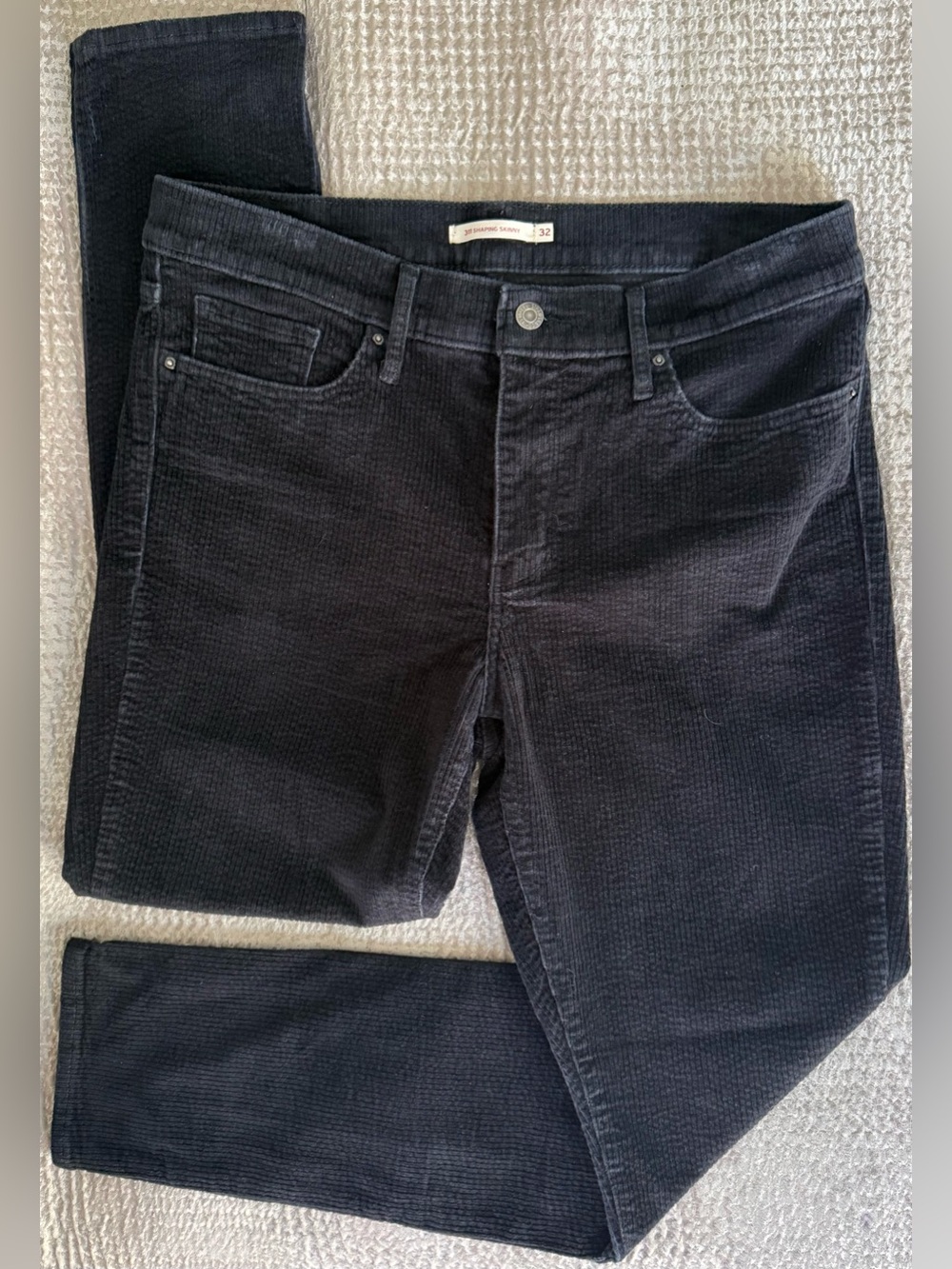 Levi’s 311 Shaping Skinny Corduroy Pants Womens 32 Black Stretch